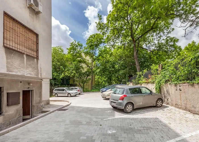 Terrace Apartments At City Park