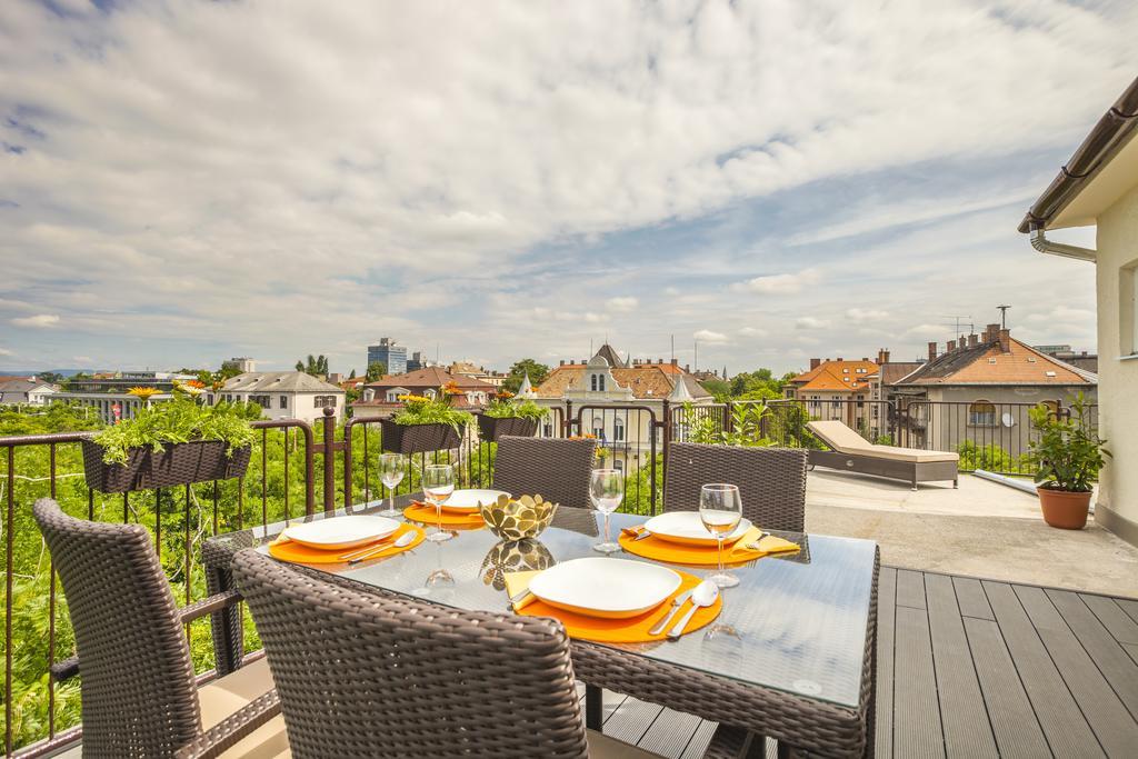 Terrace At Park Budapesta